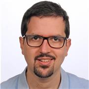 Professor particular de 36 anys amb àmplia experiència en redacció de text i de català s'ofereix per donar classes a adults 😃